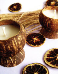 WC-O05 เทียนหอมในกะลามะพร้าว